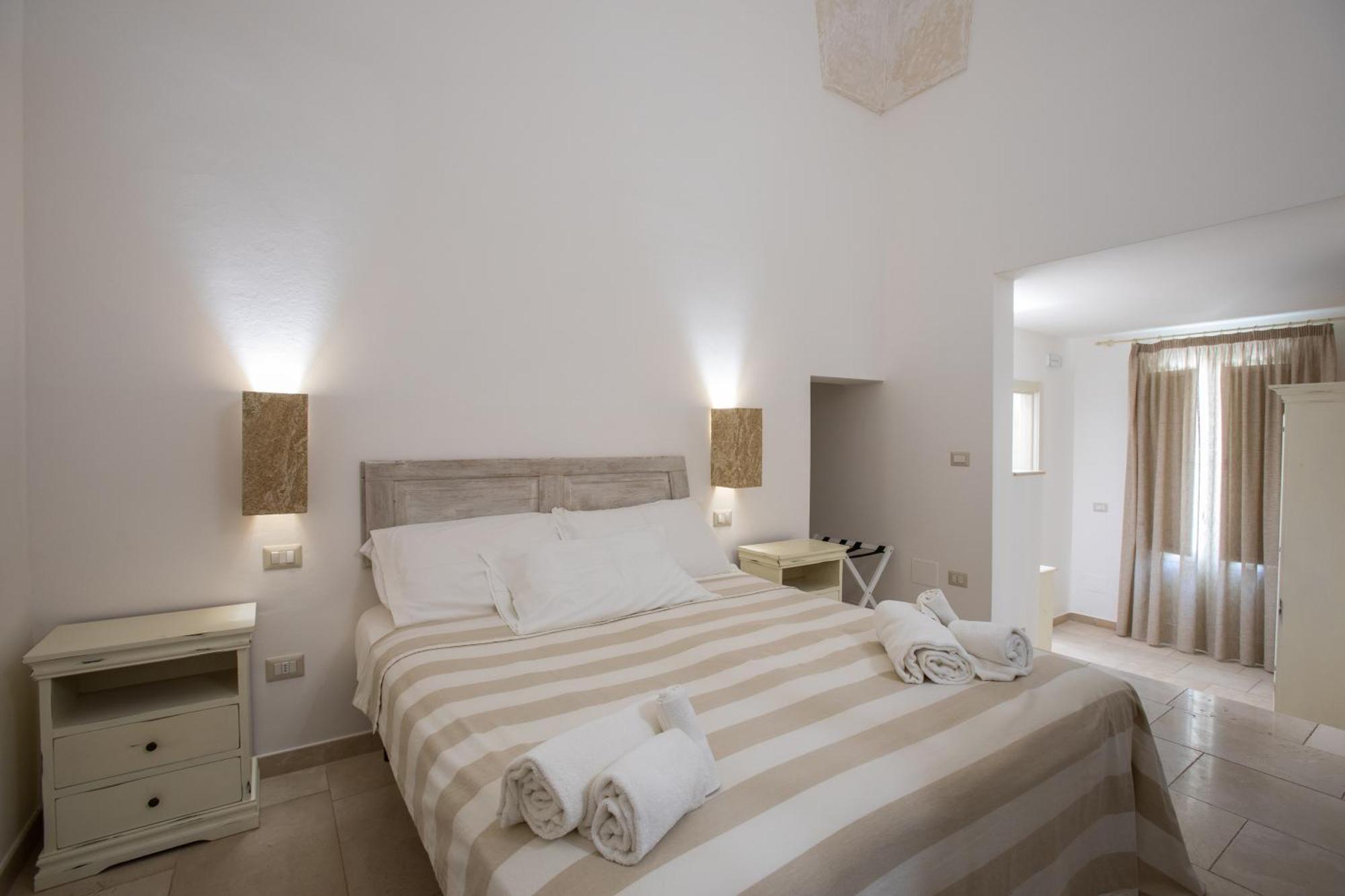 Casale Donna Rosa Bed & Breakfast Sannicola Exterior photo
